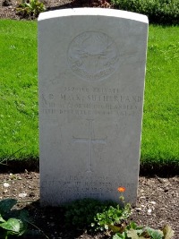 Klagenfurt War Cemetery - Sutherland, John Daniel MacKenzie